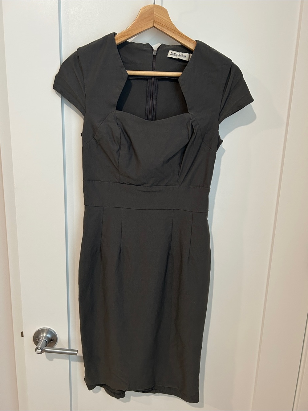 Grace Karin Black Sweetheart Neck Cap Sleeve Midi Dress
